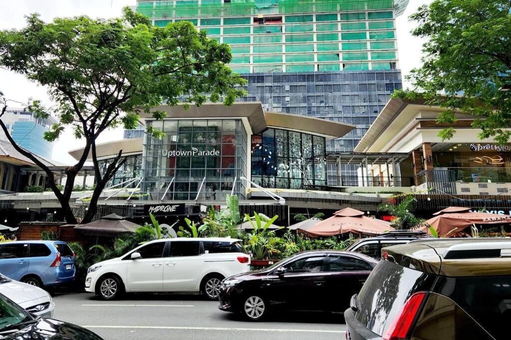 Casa Antonio At Uptown Parksuites Tower One Bgc Manila Exterior photo