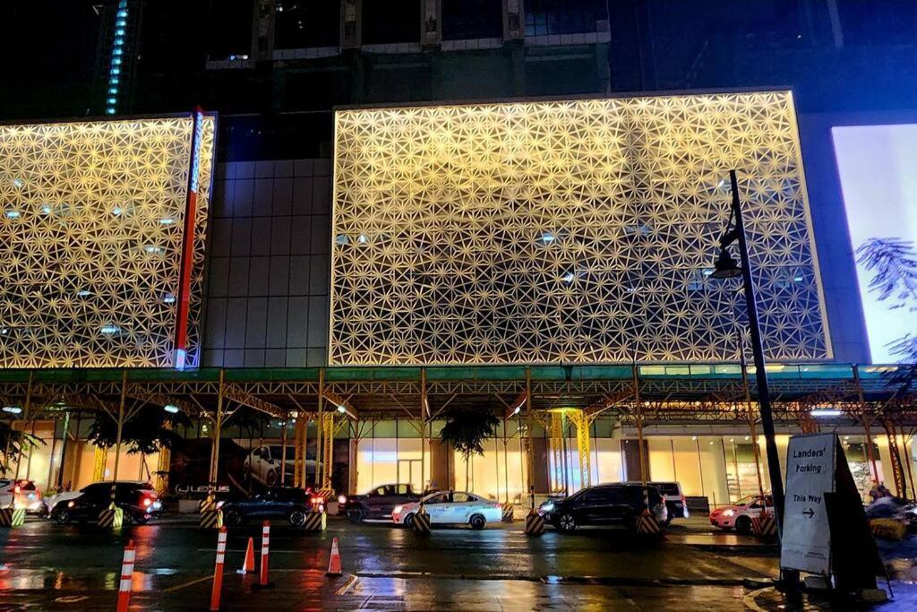 Casa Antonio At Uptown Parksuites Tower One Bgc Manila Exterior photo